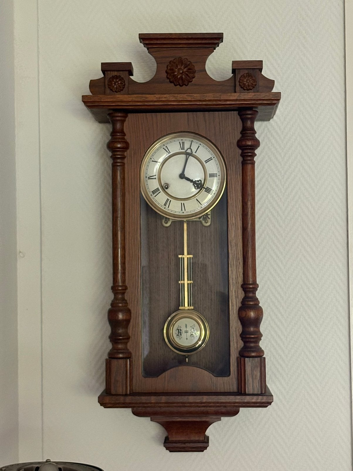 Wandklok Vienna regulator, Ophalen