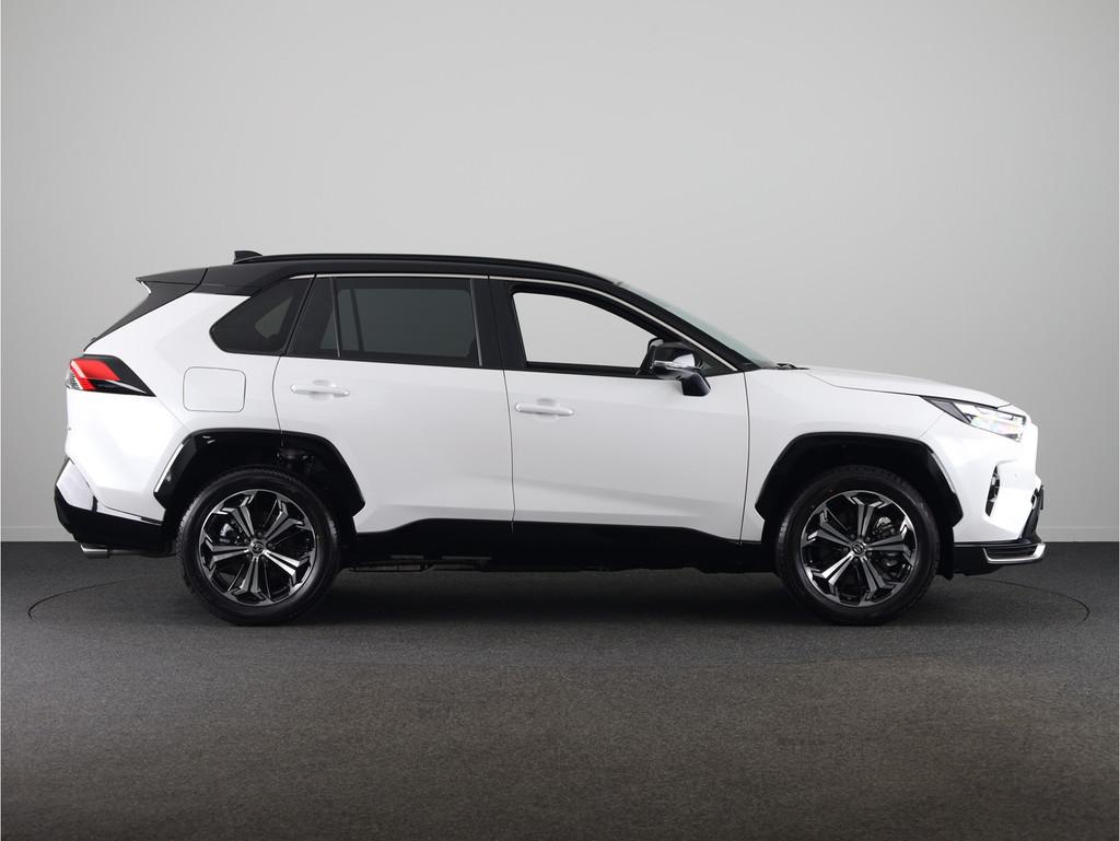 Toyota RAV4 2.5 Plug-in Hybrid AWD Bi-Tone Plus (bj 2025), Automaat, 12 maanden, Zwart, 4 cilinders