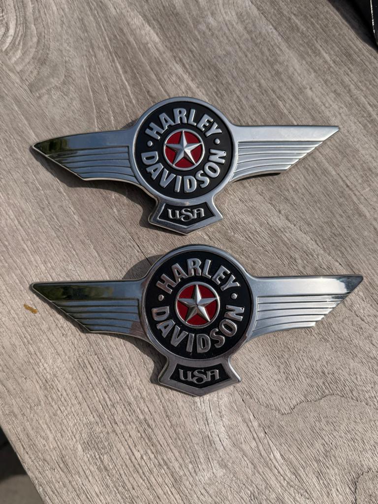 Harley Davidson Tank Emblemen Fatboy 2011-2017 (Links & Rech, Ophalen of Verzenden, Nieuw