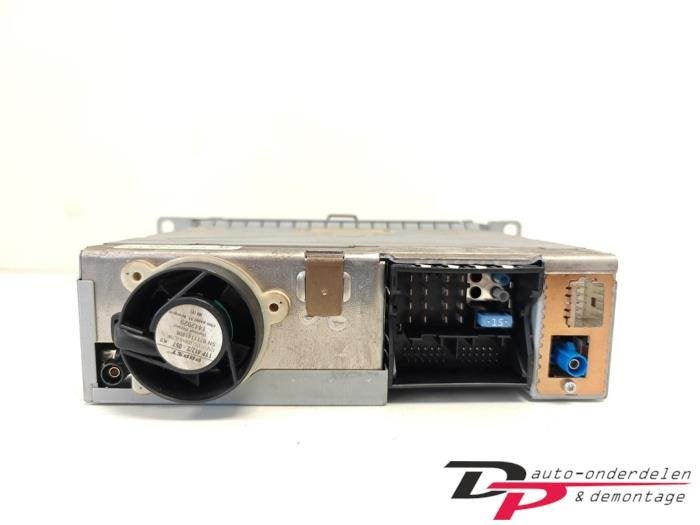 Radio CD Speler van een BMW 3-Serie, Gebruikt, -, -, Ophalen of Verzenden