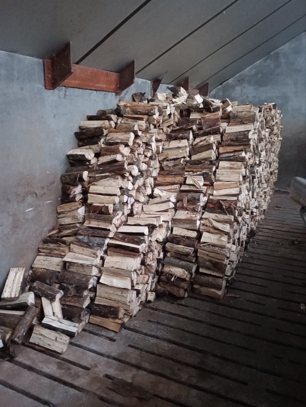 Te koop populieren hout, Ophalen of Verzenden, Overige houtsoorten, 50 mm of meer, Minder dan 200 cm