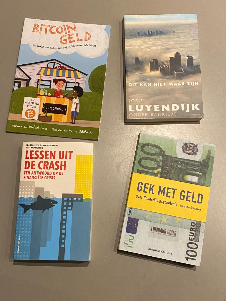 Boeken over Geld, Bankiers, Financiële Crisis  en de Bitcoin, Ophalen of Verzenden, Koningin Beatrix, Euro's