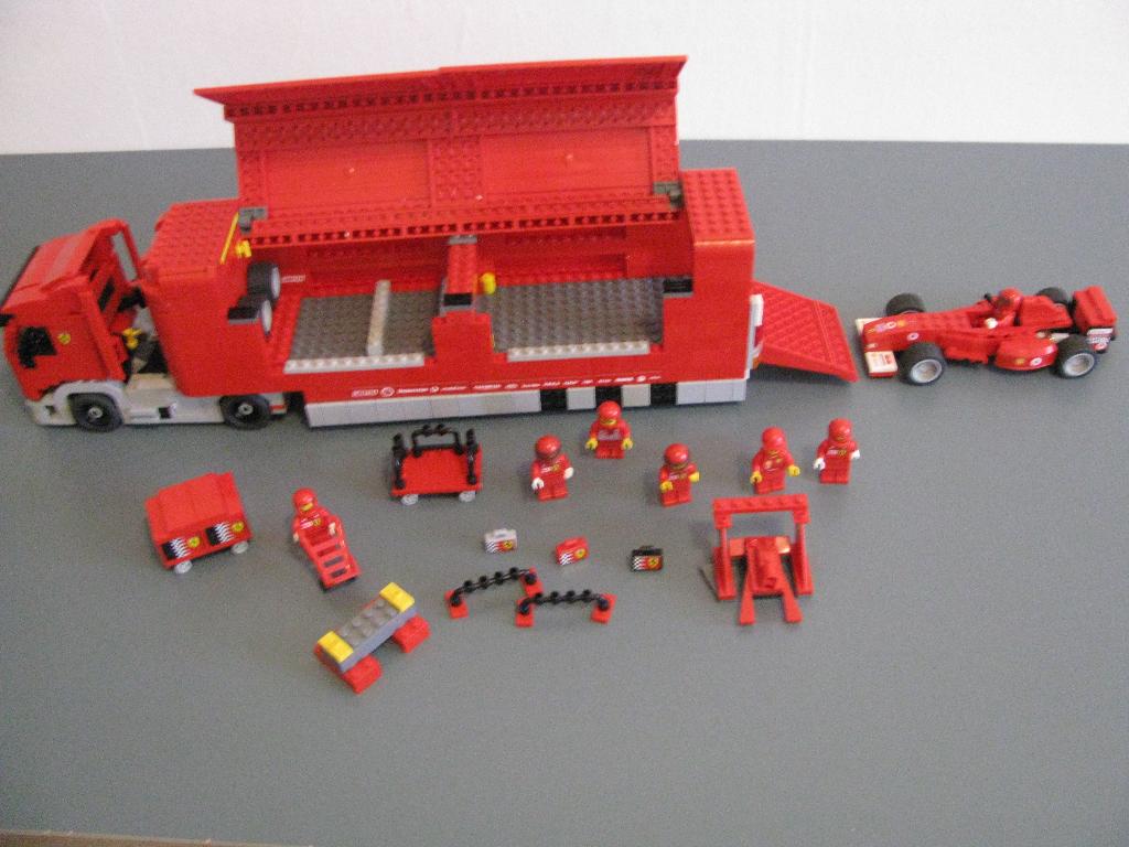 Lego 8654. Scuderia Ferrari Truck met beschrijving, Kinderen en Baby's, Speelgoed | Duplo en Lego, Gebruikt, Lego, Compleet, Ophalen of Verzenden