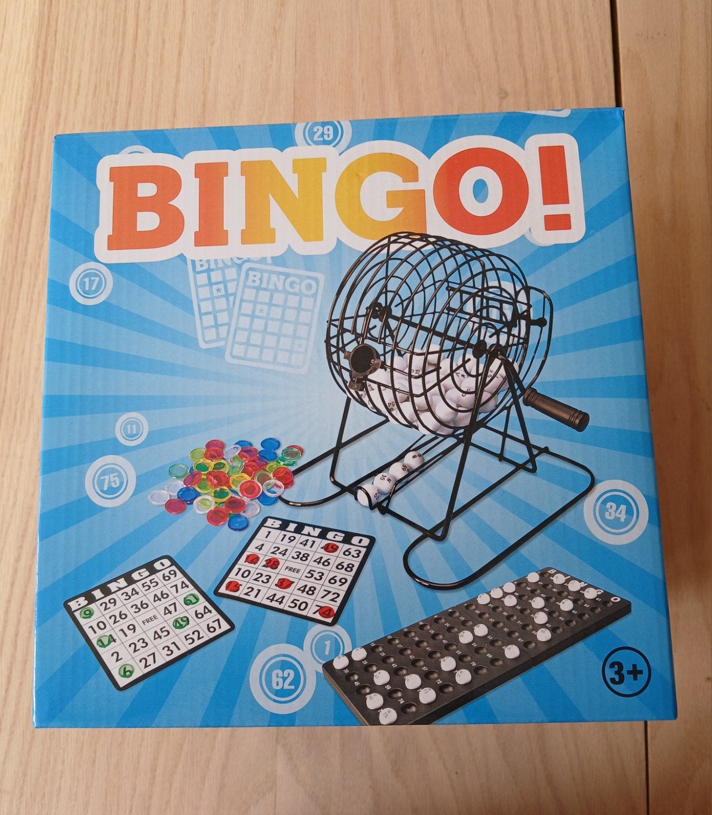 Bingo spel compleet met ballen en kaarten, Drie of vier spelers, Ophalen of Verzenden, Zo goed als nieuw