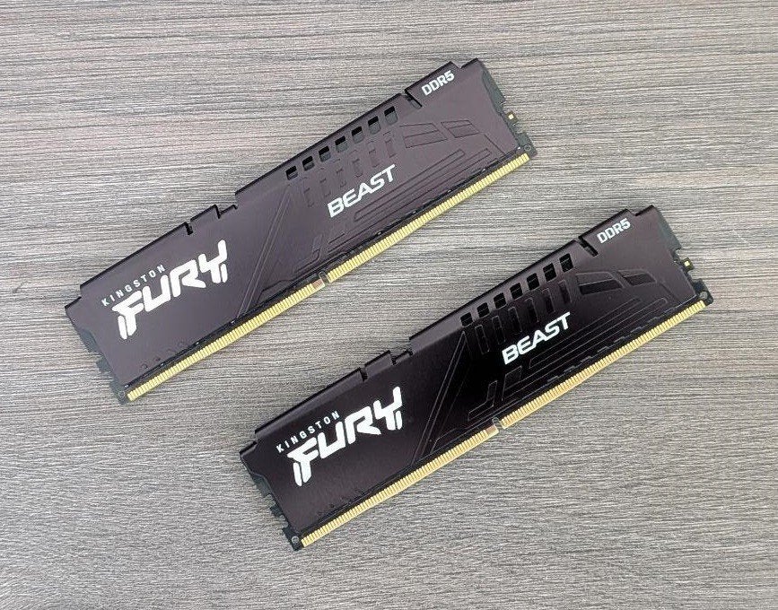 Kingston FURY Beast DDR5 RAM - 2x 32GB (64GB totaal), Computers en Software, RAM geheugen, Verzenden, Zo goed als nieuw, Desktop