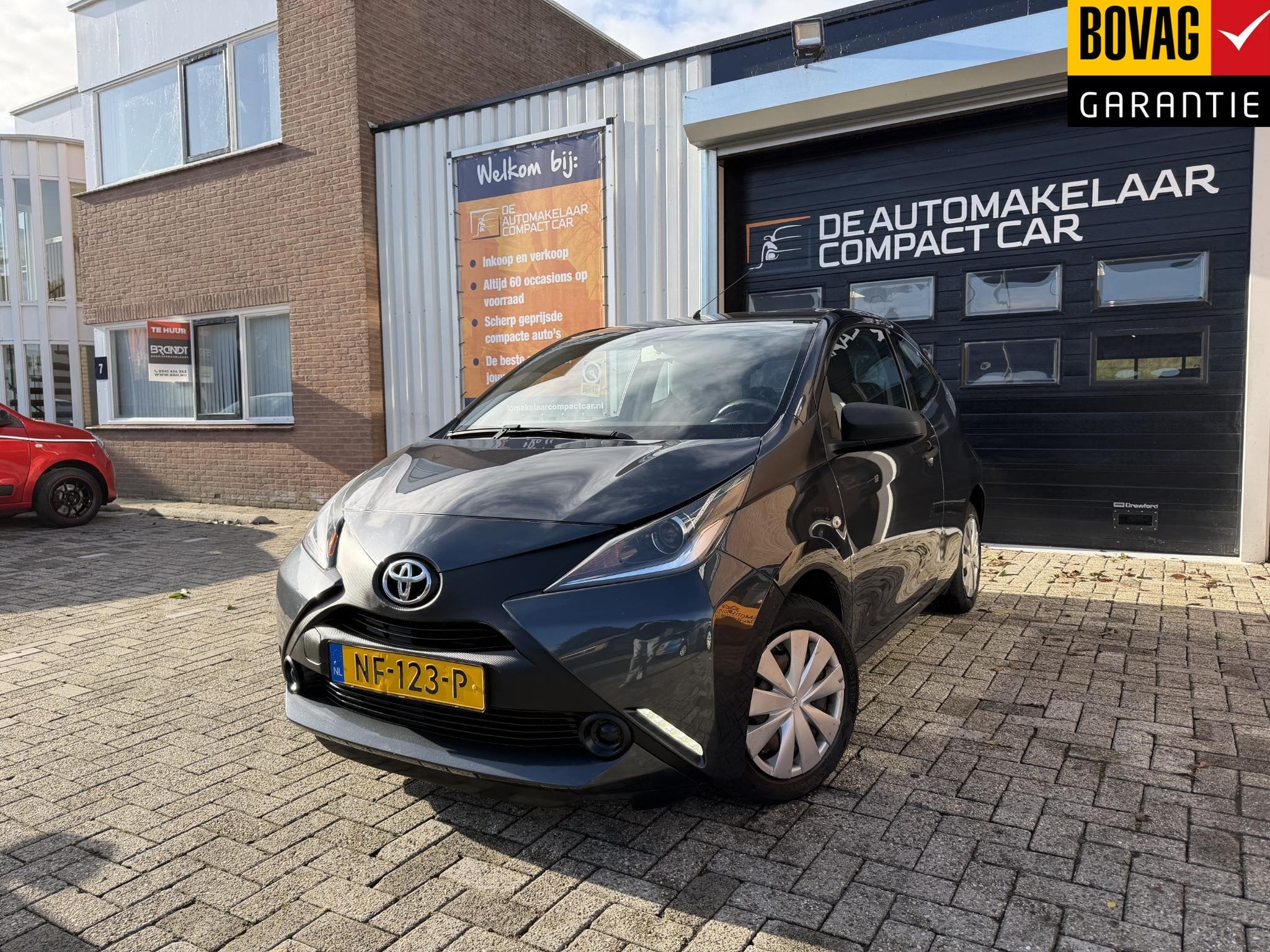 Toyota Aygo 1.0 VVT-i x | SLECHTS 42.409 KM | ELEK.RAMEN | C, Voorwielaandrijving, Stof, Gebruikt, Euro 6