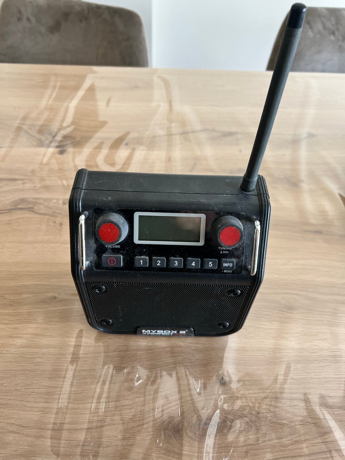 Perfect Pro Mybox 2 Bouwradio - Robuust en Draagbaar, Ophalen of Verzenden, Zo goed als nieuw, Bouwradio