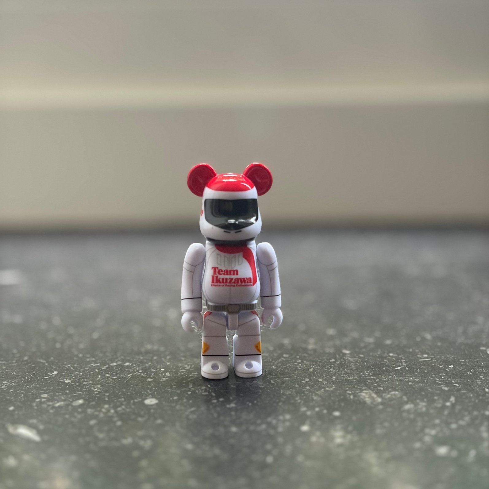 Bearbrick team ikuzawa, Verzamelen, Poppetjes en Figuurtjes, Verzenden, Nieuw