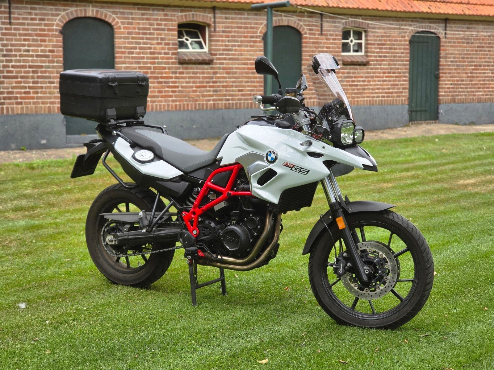 BMW F700 GS 2017 met BMW Vario koffers en veel extra's, Motoren, Motoren | BMW, 2 cilinders, Occasion, Motorrijbewijs A, Sportuitlaat
