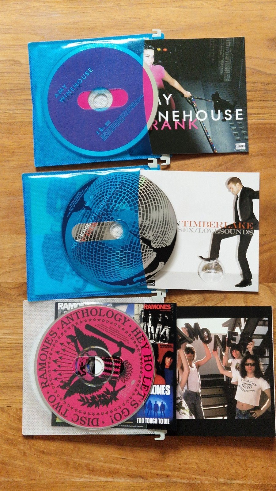 5 dozen vol met 200 pop/ Rock cd's, Ophalen, Zo goed als nieuw, Pop
