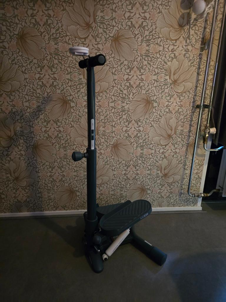 Domyos MS520 Mini Stepper - Compact en Effectief, Ophalen, Stepapparaat, Zo goed als nieuw, Metaal