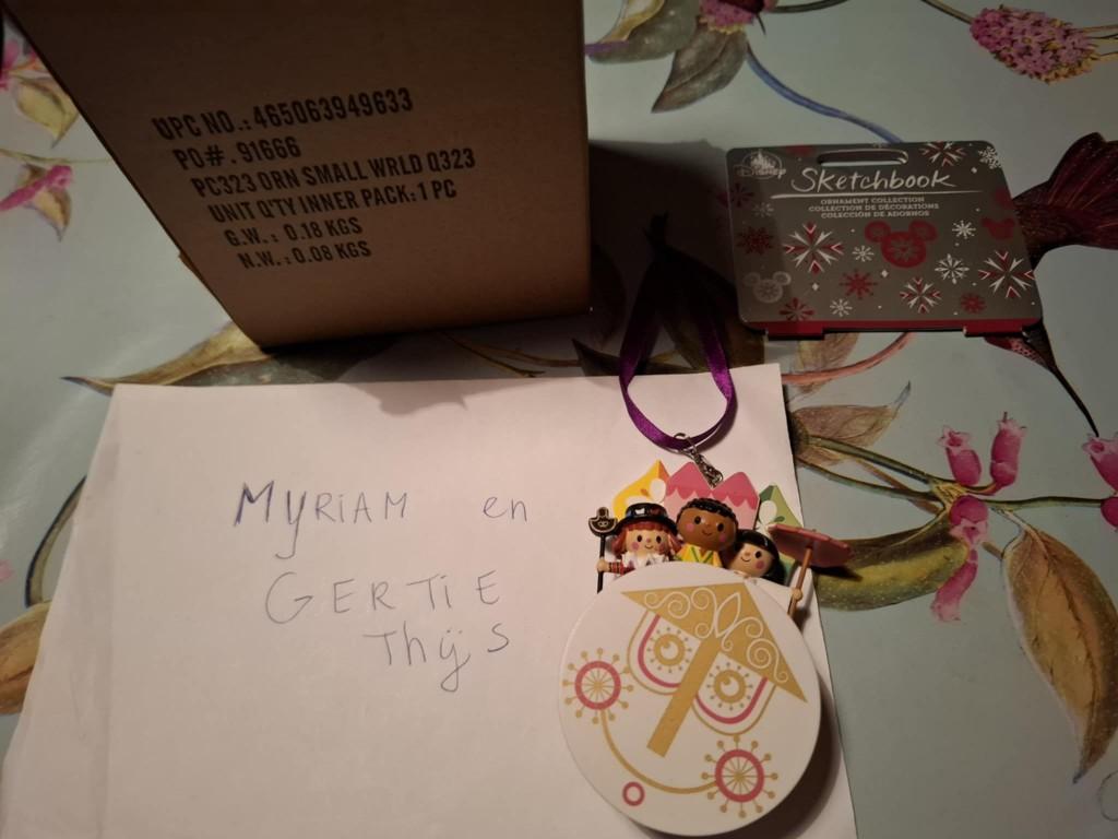 Disney Small World Sketchbook ornament, Ophalen of Verzenden, Overige figuren, Zo goed als nieuw, Beeldje of Figuurtje