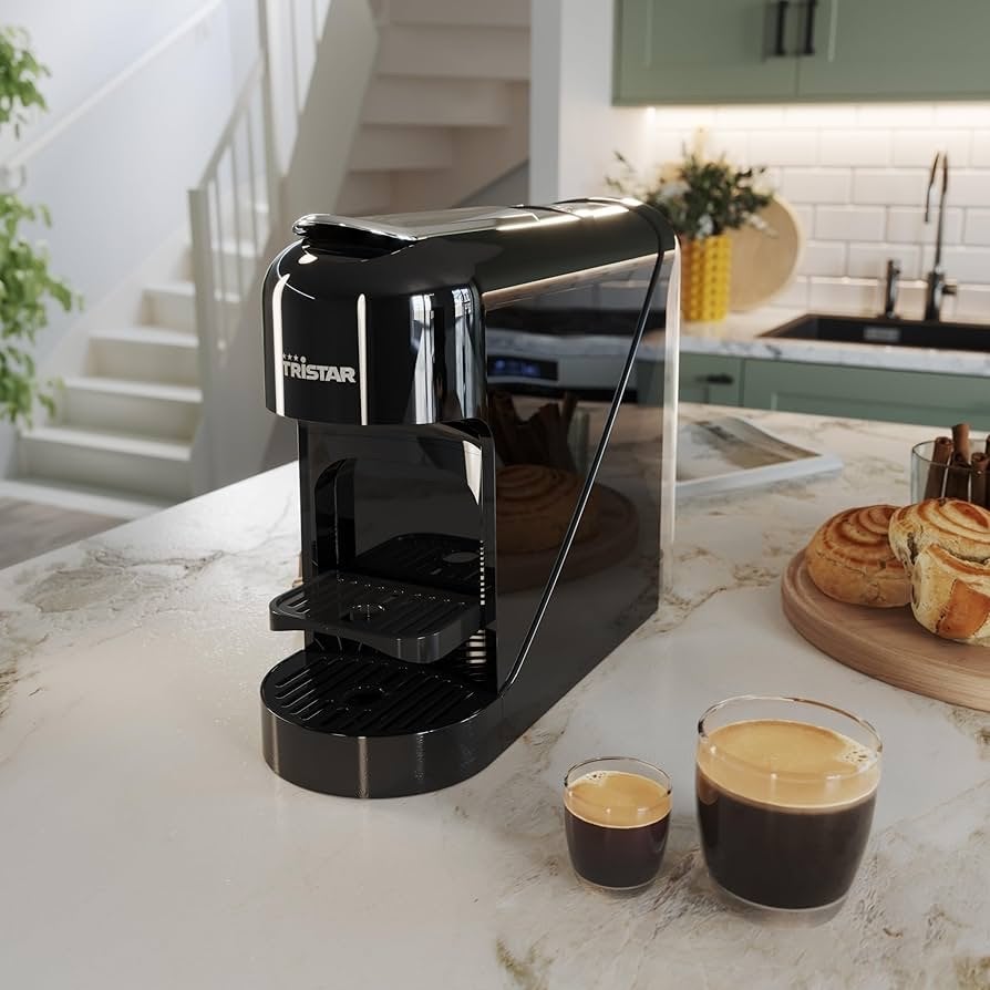 Tristar CM-2300 Nespresso capsulemachine, z.g.a.n., Ophalen, Koffiemachine, Zo goed als nieuw, 2 tot 4 kopjes