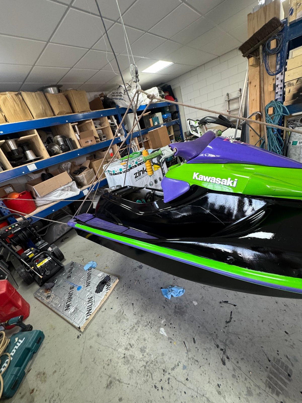 Kawasaki zxi 900, Ophalen, Zo goed als nieuw, Benzine, 200 pk of meer