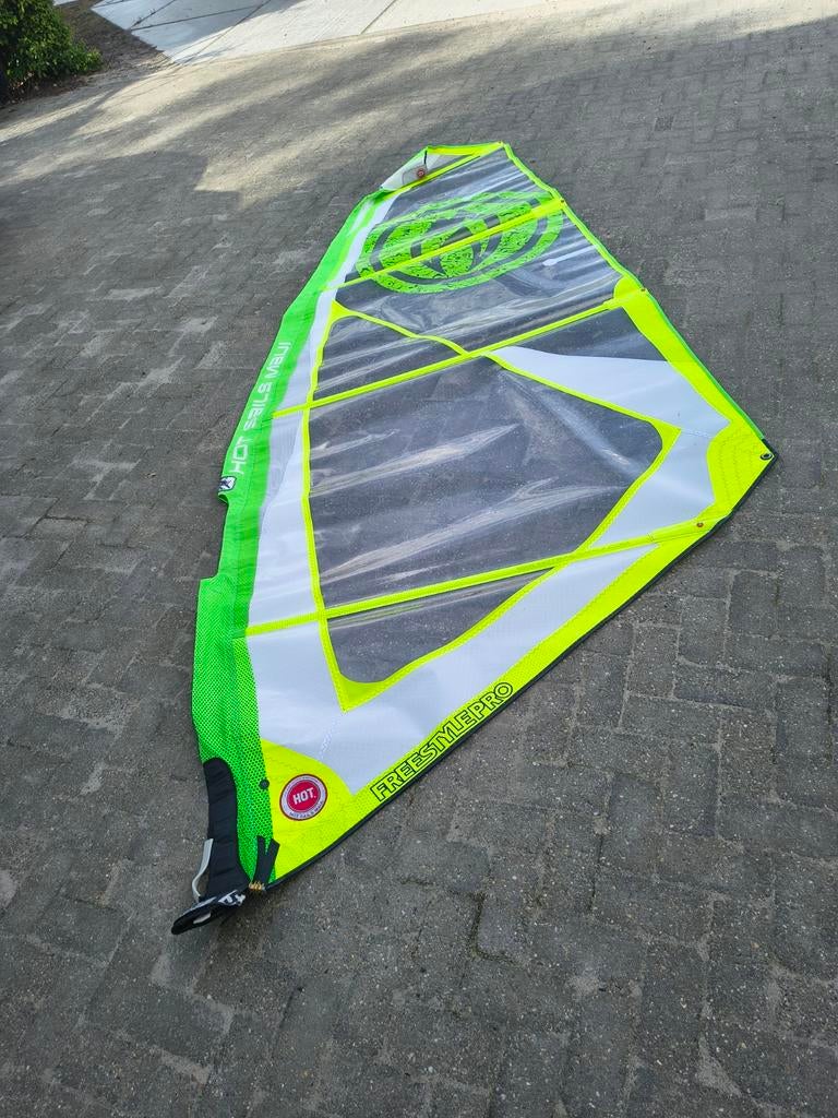 Hotsailsmaui Freestyle pro 5.2 *nieuw*, Watersport en Boten, Windsurfen, Ophalen, Nieuw, Zeil, Met draagtas