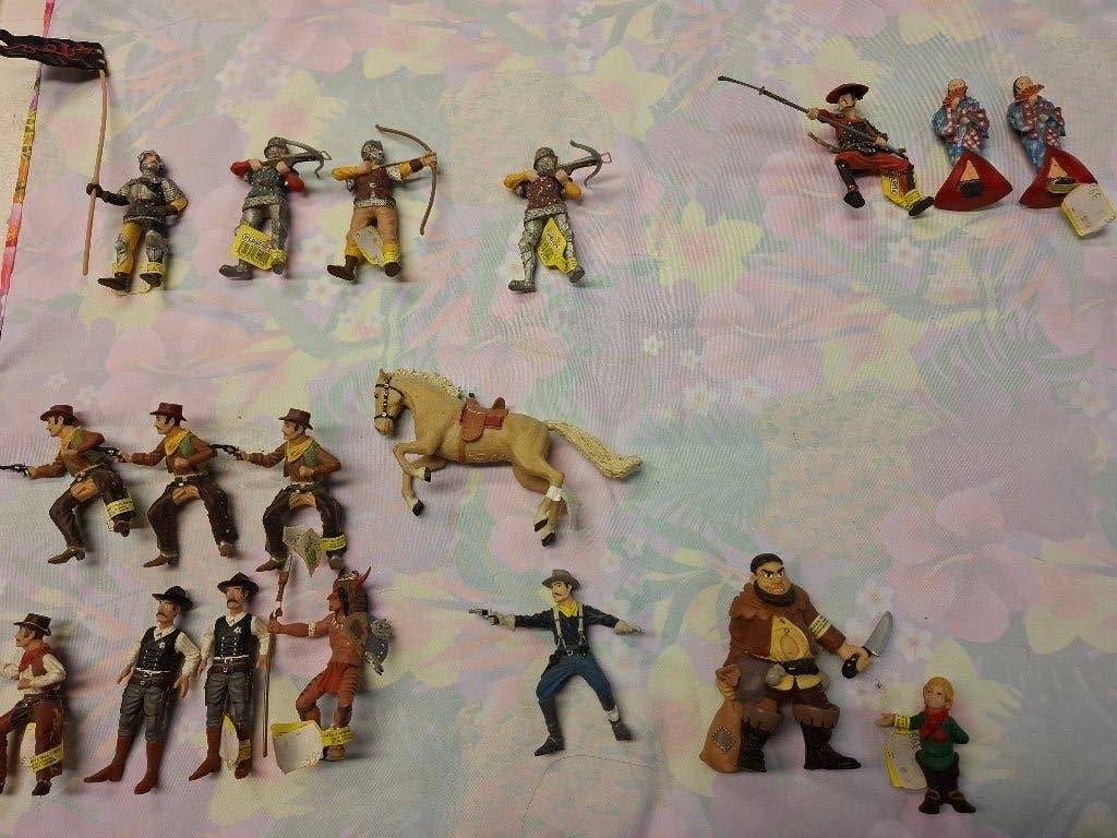 Plastic PLASTOY Speelgoedfiguurtjes Ridders Western, Verzamelen, Poppetjes en Figuurtjes, Ophalen of Verzenden, Nieuw