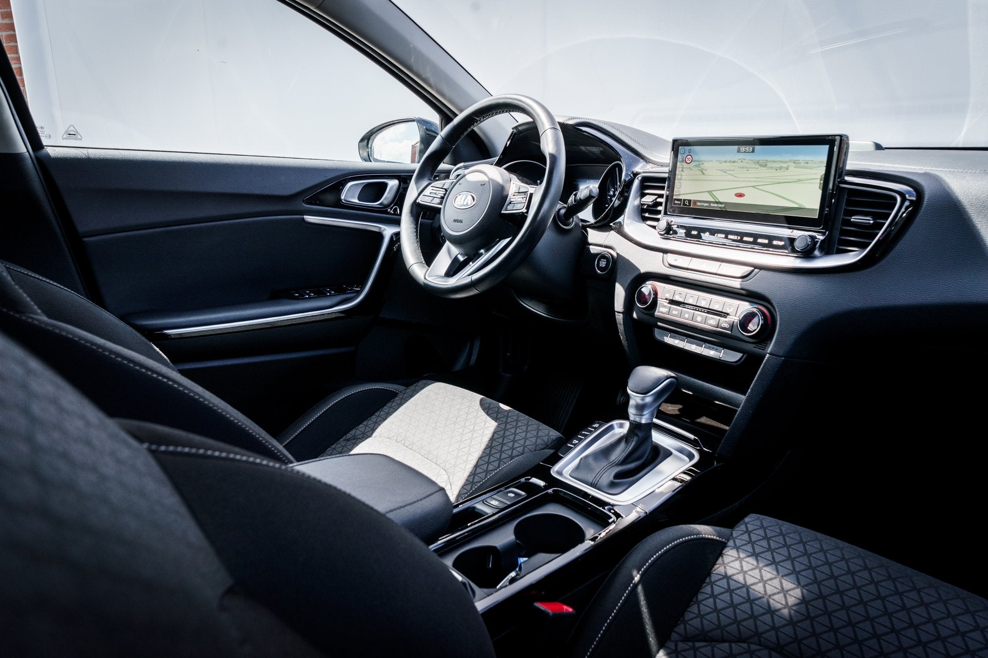 Kia Ceed Sportswagon 1.6 105 GDI PHEV Hybrid DynamicLine | P, Auto's, Kia, 8 kWh, Stof, Gebruikt, Met garantie (alle)