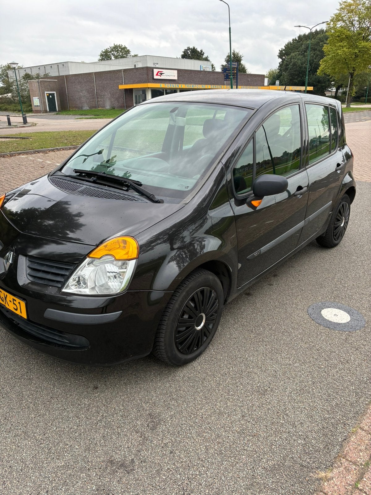 Renault Modus 1.2 16V 2006 Zwart 5-drs Nieuwe APK 26-09-2027, Voorwielaandrijving, 74 pk, 4 cilinders, 1055 kg