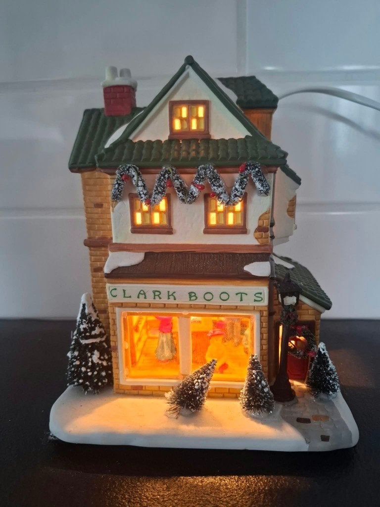 Dickensville Clark Boots Kerstdorp, Ophalen of Verzenden, Zo goed als nieuw