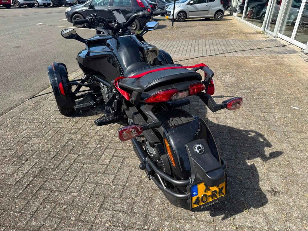 Can-Am Tour Spyder F3-S SM6 gordel 2X NIEUWSTAAT!, Motoren, Traction Control, Scooter, 1330 cc, Meer dan 35 kW