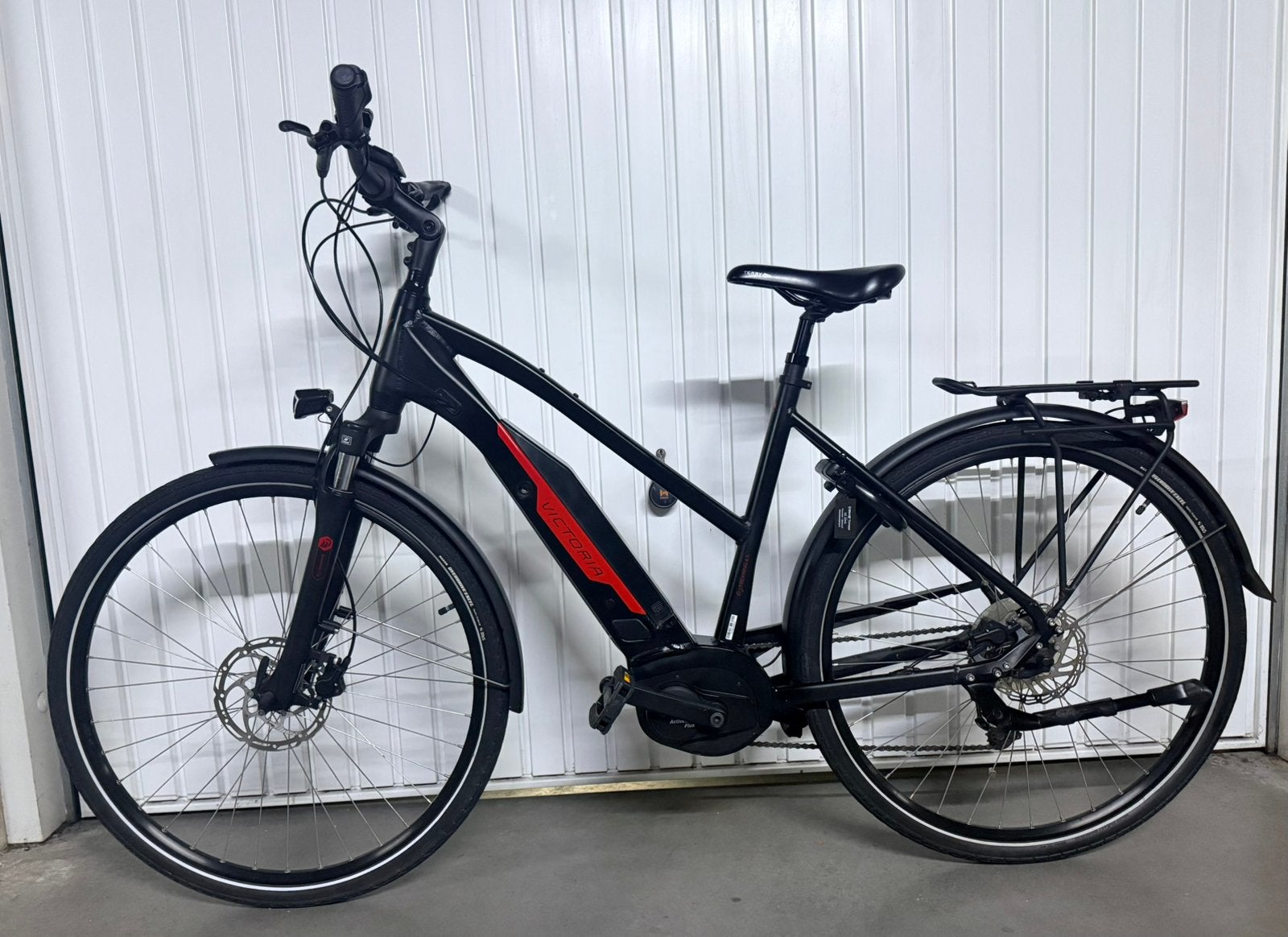 TOP:Victoria 6.5Trekking /Bosch ActivePlus/M 54/Bereik 150+, Fietsen en Brommers, Zo goed als nieuw, 51 tot 55 cm, 50 km per accu of meer