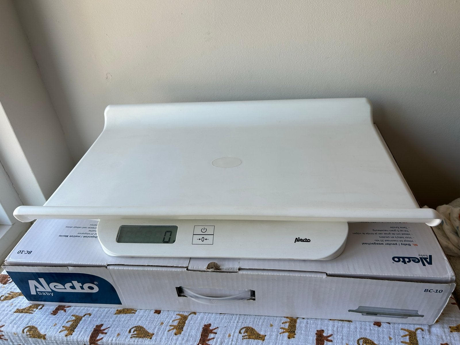 Alecto BC-10 Babyweegschaal, Ophalen, Zo goed als nieuw