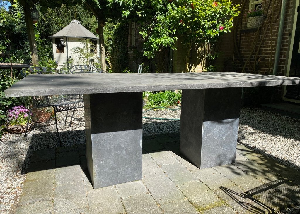Hardstenen tuintafel 200 x100 cm, Tuin en Terras, Ophalen, Gebruikt, Rechthoekig, Overige materialen