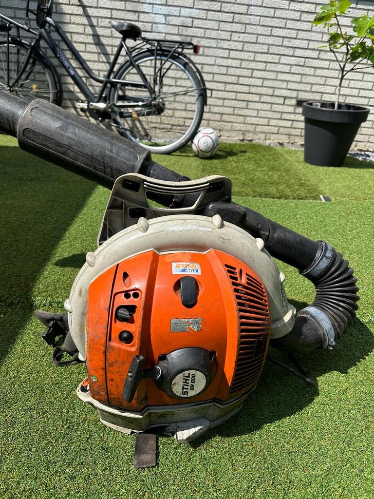 Stihl BR 600 Bladblazer - Krachtig en Betrouwbaar, Ophalen of Verzenden, Zo goed als nieuw, Benzine, Ruggedragen