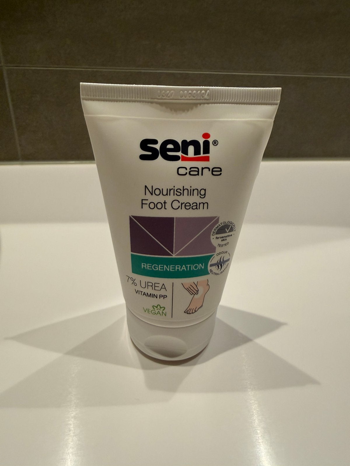 nieuw Seni Care Voedende Voetcrème 100 ml, Ophalen of Verzenden, Nieuw, Bodylotion, Crème of Olie