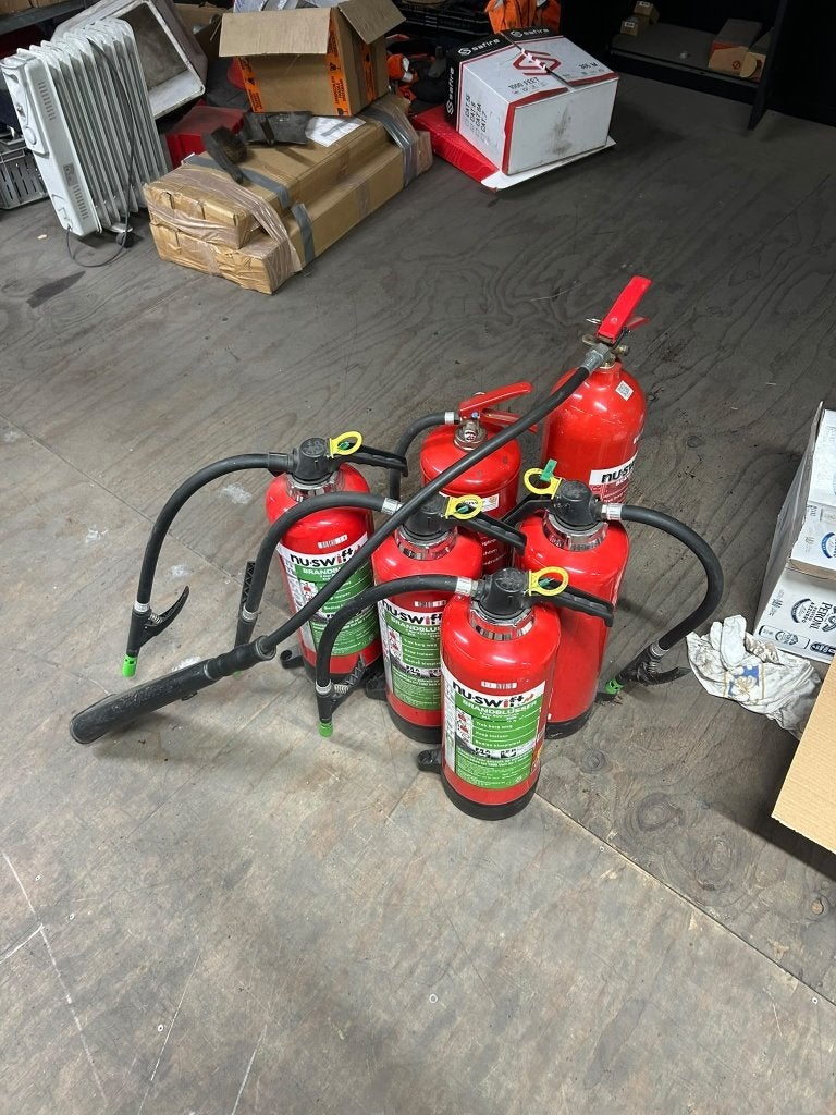 6 afgekeurde 6-liter brandblussers, Huis en Inrichting, Ophalen, Zo goed als nieuw, Brandblusser
