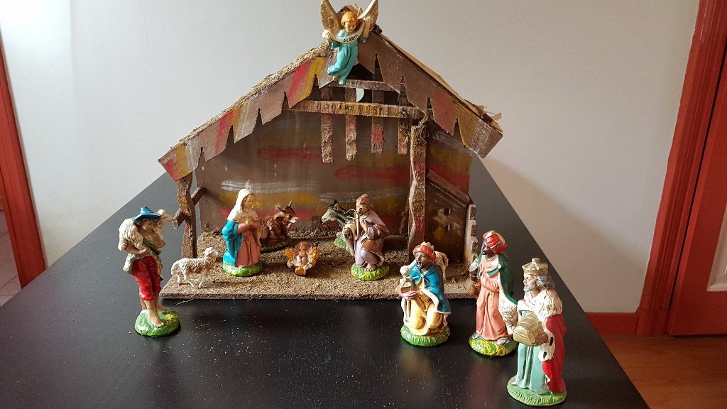 Prachtige houten kerststal met complete kerstfiguren, Diversen, Ophalen, Gebruikt