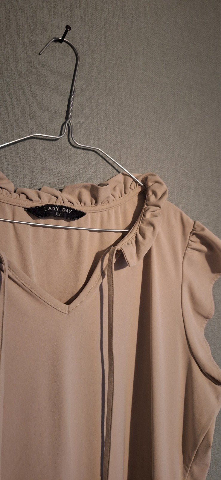 Lady Day shirt - XS - Beige, Lady Day, Beige, Ophalen of Verzenden, Korte mouw