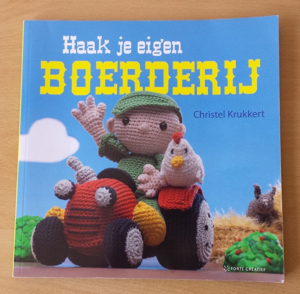 Haken - Haak je eigen Boerderij - Christel Krukkert - 2015, Gebruikt, Ophalen of Verzenden, Nvt, Patroon of Boek
