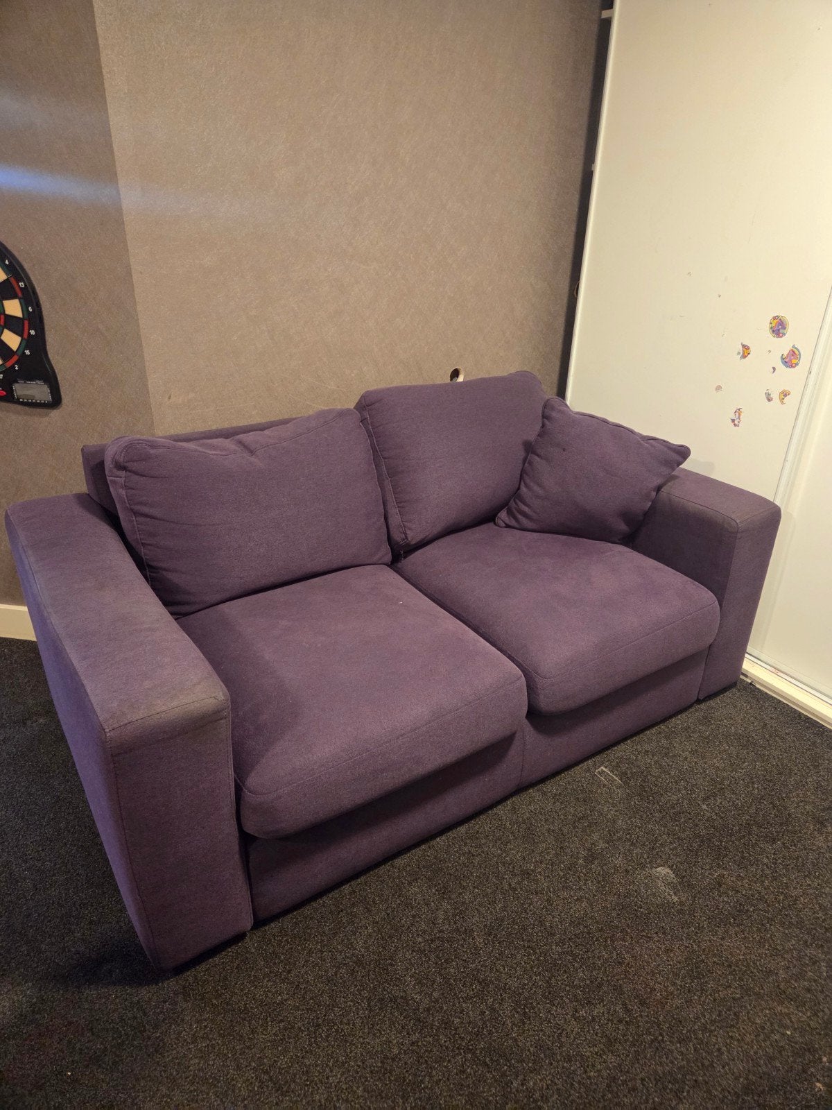 Paarse tweezitsbank per direct ophalen!!, Ophalen, Gebruikt, 150 tot 200 cm, Tweepersoons
