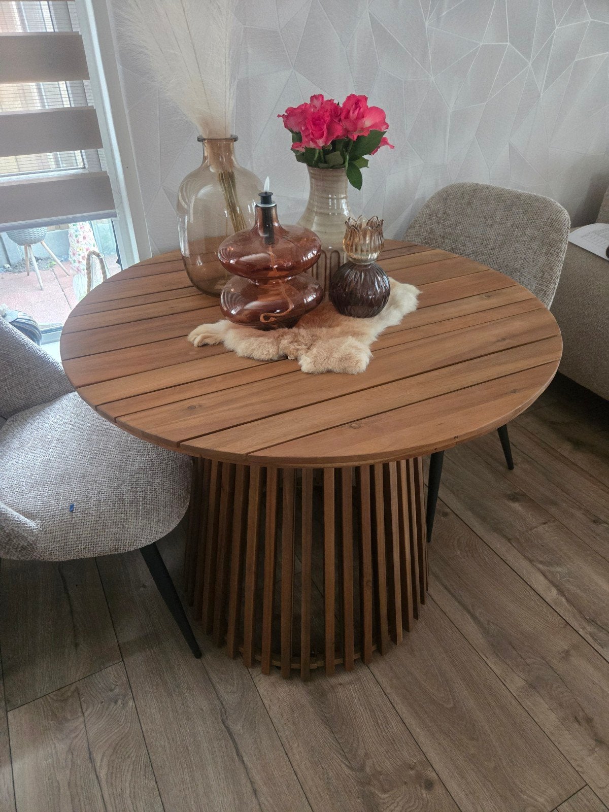 leuke nieuwe tafel 90x90, Ophalen, Rond, 50 tot 100 cm