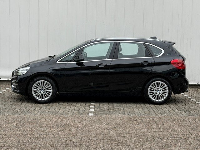 BMW 2 Serie Active Tourer 225xe Centennial High Executive me, Auto's, BMW, Automaat, 136 pk, Gebruikt, Euro 6