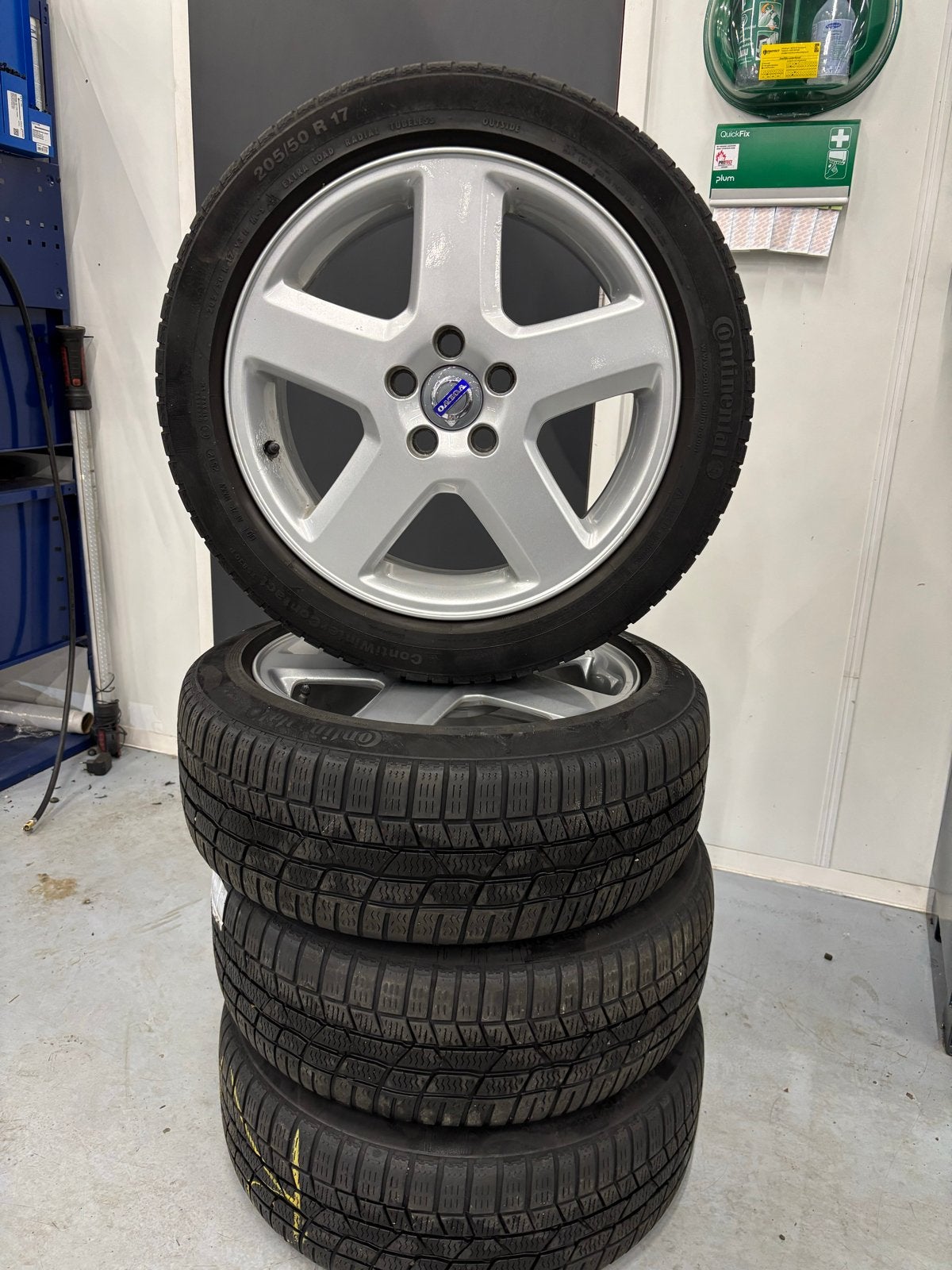 Volvo 17 inch velgen, Ophalen, Gebruikt, Banden en Velgen, 17 inch