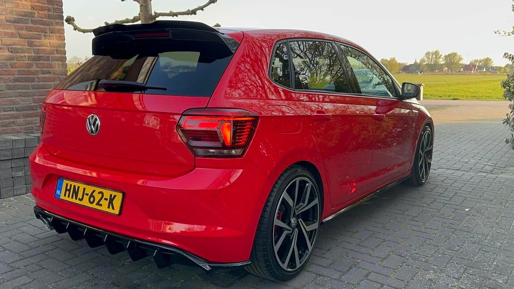 Volkswagen Polo 2.0 TSI GTI 2019, Auto's, Stof, Zwart, 4 cilinders, 1984 cc