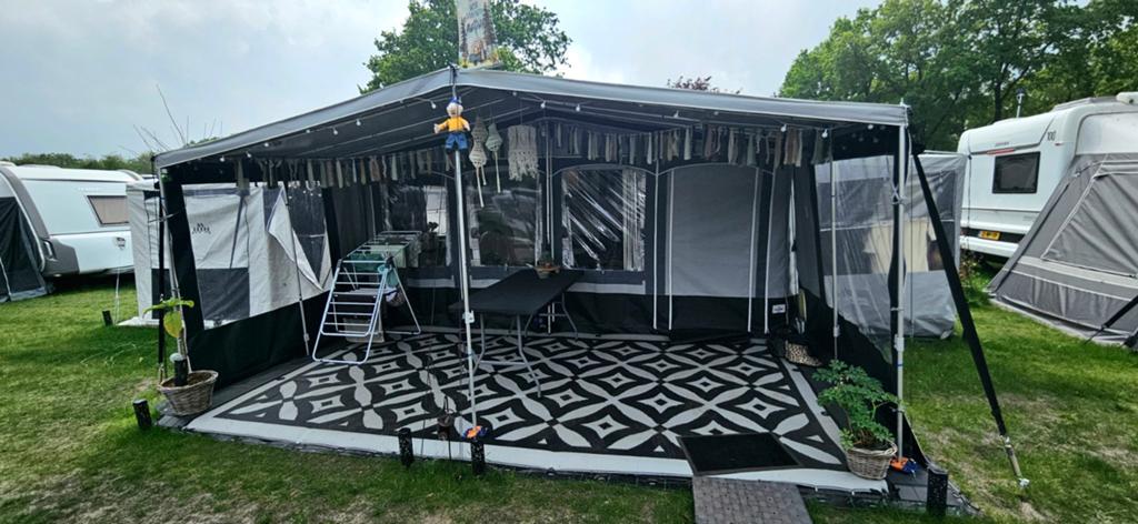 Knaus Sudwind 450 TF! Zeer nette en complete staat!, Caravans en Kamperen, Rondzit, Frans bed, Particulier, 4 tot 5 meter