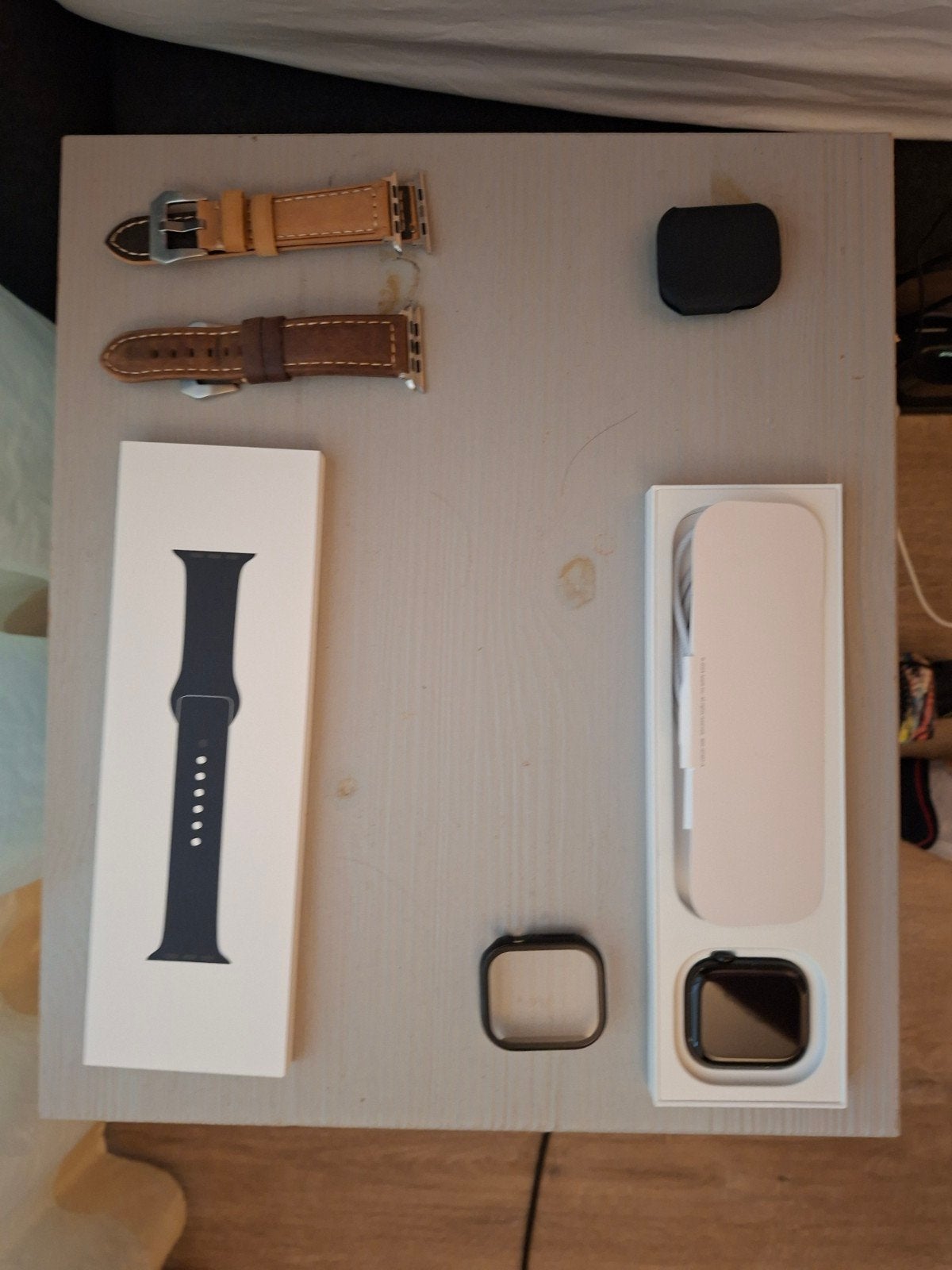Apple Watch Series 10 46mm met extra bandjes, Overige merken, Overige materialen, Leer, Polshorloge