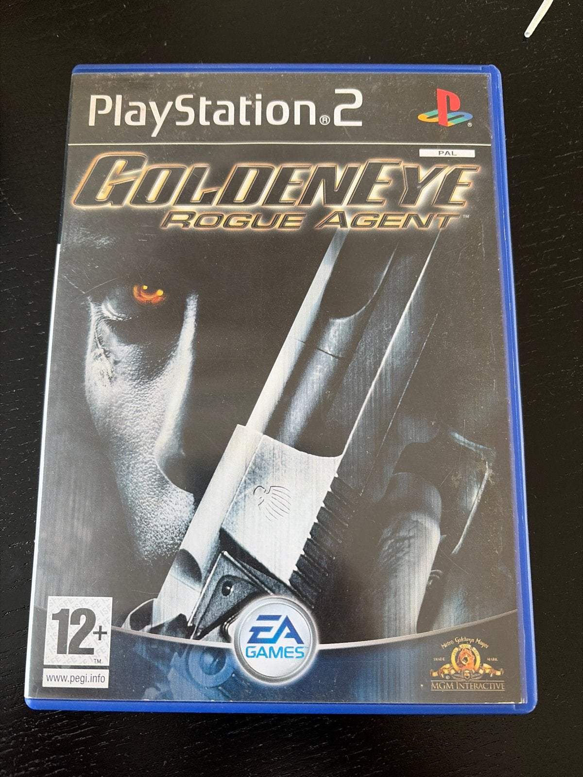 GoldenEye Rogue Agent - PlayStation 2 (PS2), Gebruikt, Shooter, 1 speler, Eén computer