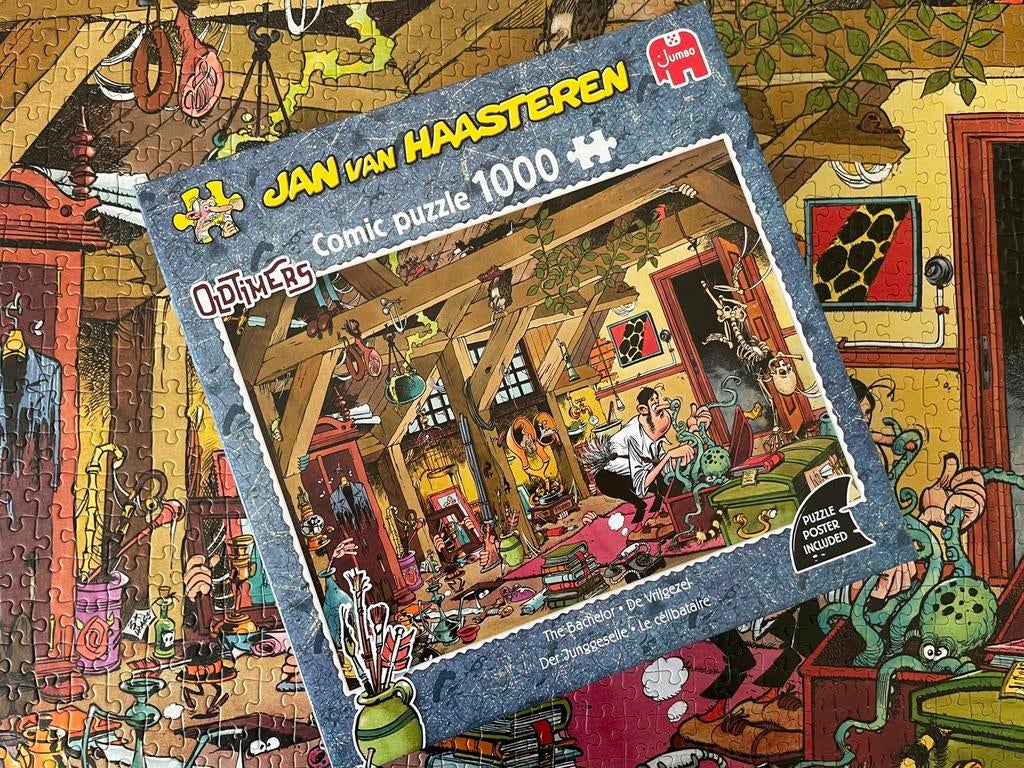 Jan van Haasteren Oltimers - De vrijgezel - 1000 stukjes, Ophalen of Verzenden, 500 t/m 1500 stukjes, Zo goed als nieuw, Legpuzzel