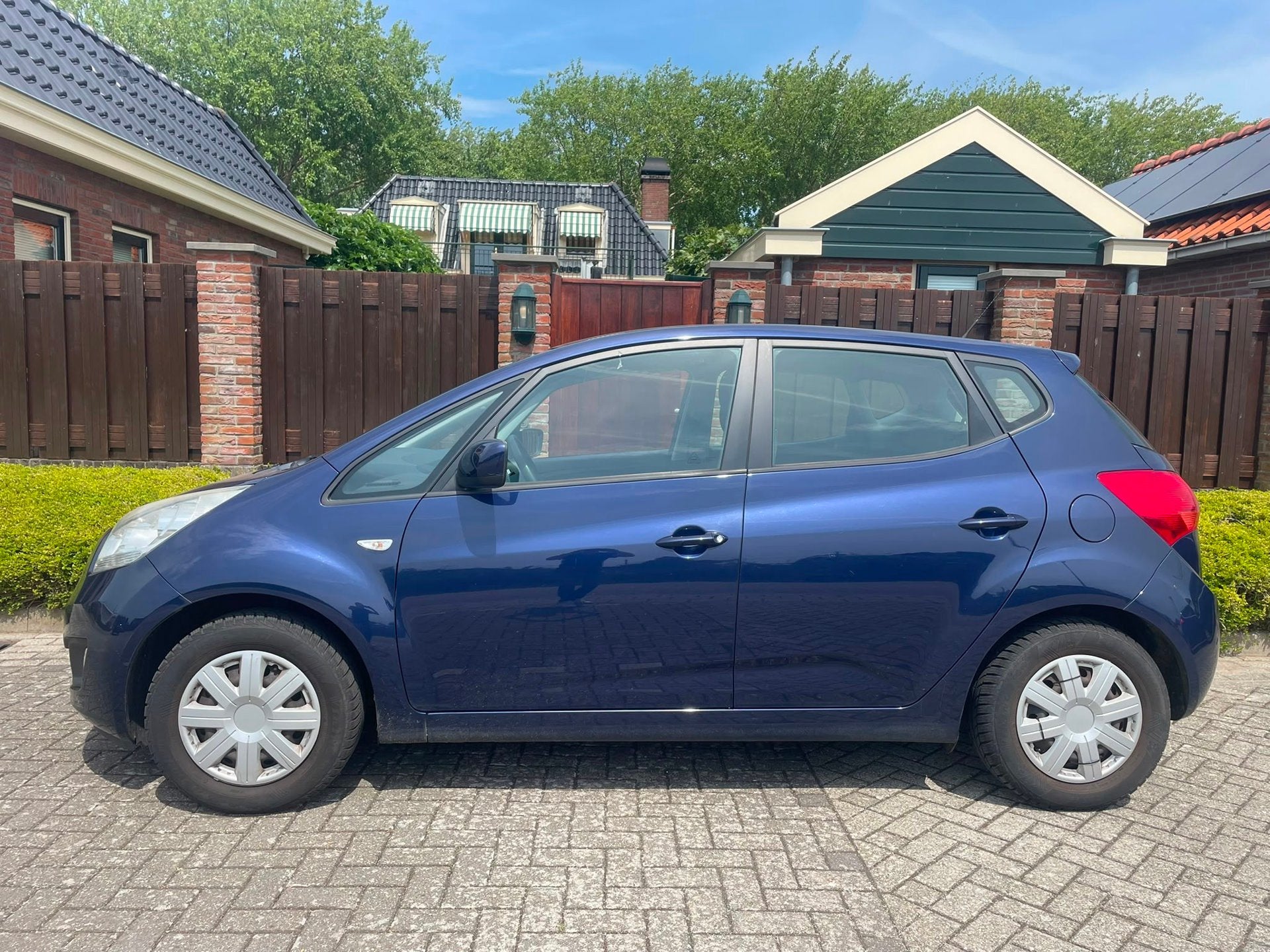 Kia Venga 1.4 CVVT X-tra TREKHAAK I AIRCO I HOGE INSTAP I PD, Auto's, Kia, Voorwielaandrijving, Euro 5, Stof, Gebruikt