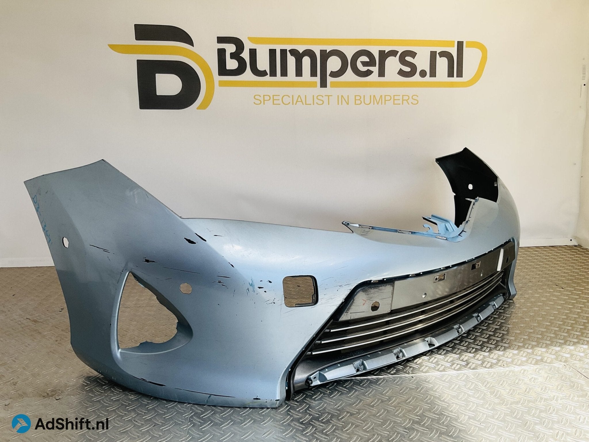 Bumper Toyota Auris 12-15 6xpdc 52119-02A20 Voorbumper 2-D3-, Auto-onderdelen, Bumper