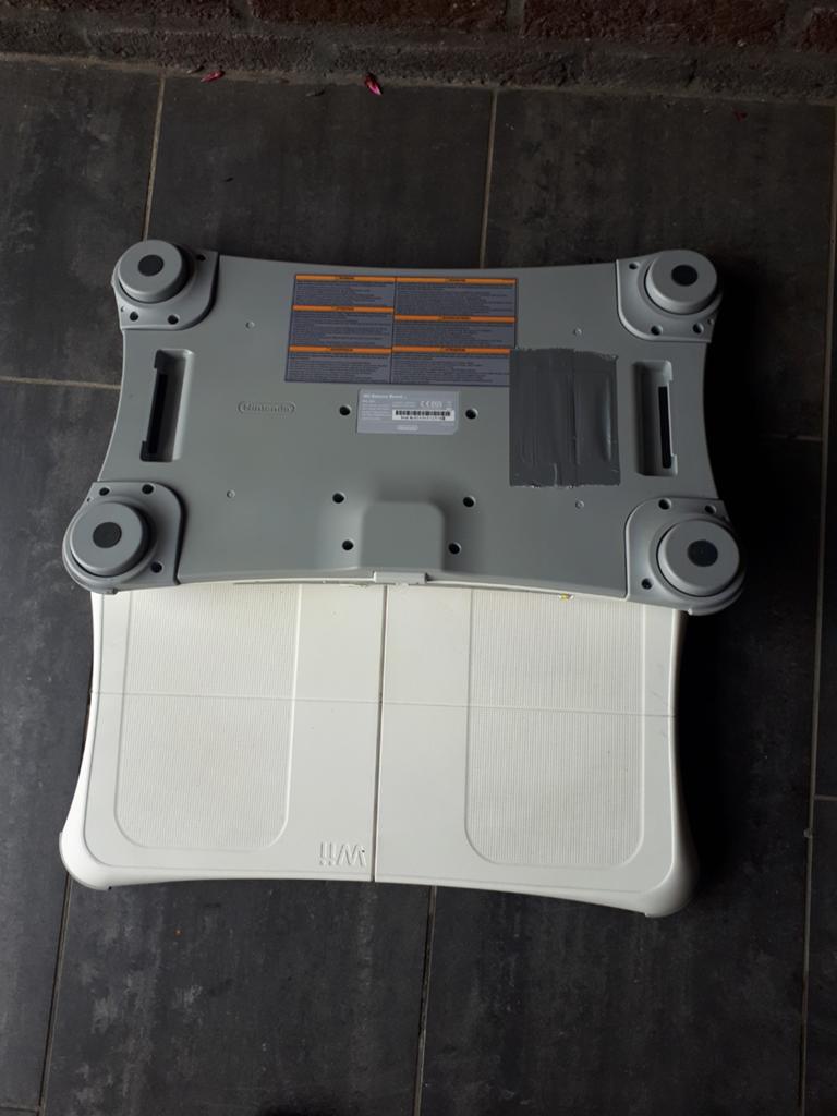 Wii Balance Board - Perfect voor fitness en plezier!, Gebruikt, 1 speler, Eén computer, Ophalen of Verzenden