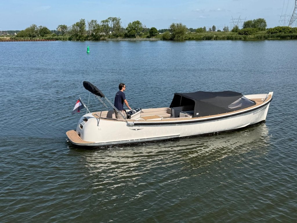 Pieterman 860 Tender, Gebruikt, Binnenboordmotor, Zuiderzeeweg 6D, 1095 KG, Amsterdam, Polyester