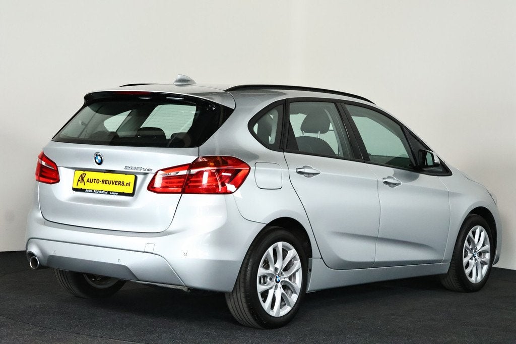BMW 2 Serie Active Tourer 225xe iPerformance eDrive Edition, 12 maanden, Stof, Gebruikt, Zwart