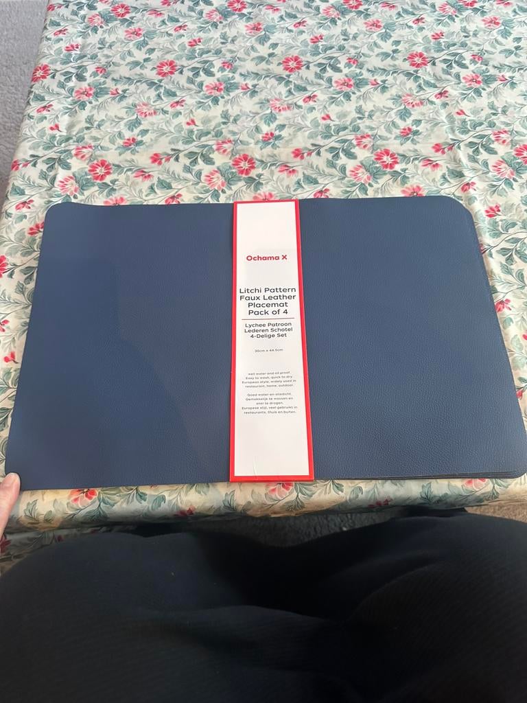 Nieuwe placemat 4stuks water en oliedicht, Ophalen of Verzenden, Zo goed als nieuw