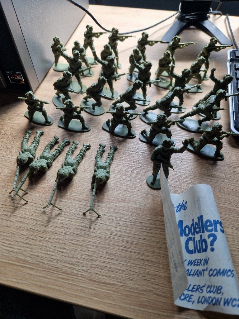 Airfix modern german infantry, Ophalen of Verzenden, Zo goed als nieuw, 1:50 of kleiner, Figuur of Figuren