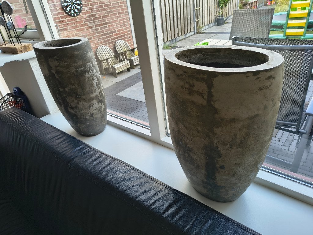 Prachtige grote bloempot Industrieel/beton look, Tuin en Terras, Gebruikt, Binnen, Overige vormen, Beton